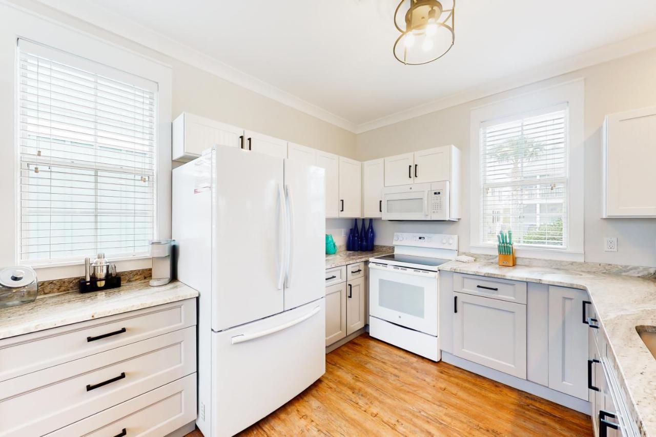 Barefoot Cottages #B8 Jasmine By The Bay Highland View Buitenkant foto